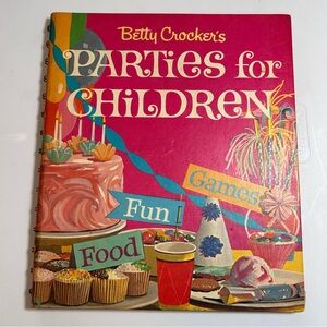 Vintage 1964 Betty Crocker Parties for Children Book Illustrated Recipes & Plans
